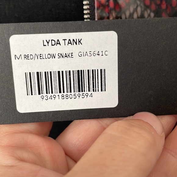 I. AM. GIA size M snake print tank NEW - Picture 8 of 8